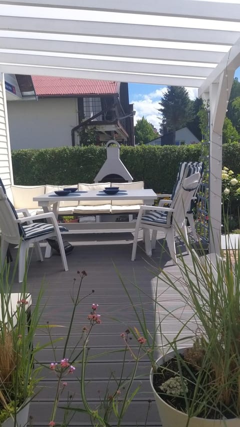 Patio, Day, View (from property/room), Balcony/Terrace, Dining area