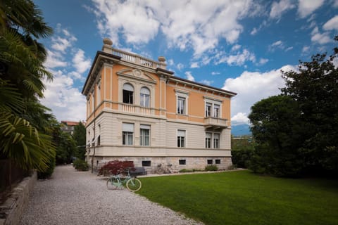Property building, Garden