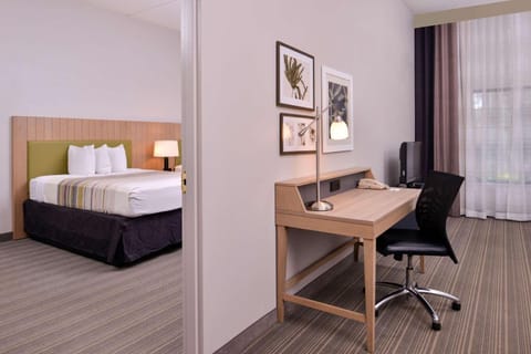 Country Inn & Suites by Radisson, Raleigh-Durham Airport, NC Hotel in Morrisville