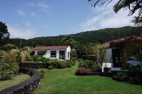 Jardim do Triângulo - Alojamento local Bed and Breakfast in Azores District