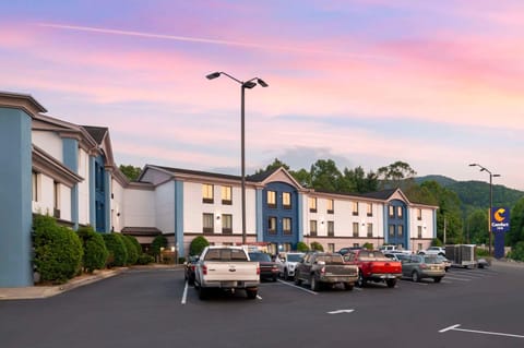 Comfort Inn Asheville East-Blue Ridge Pkwy Access Posada in Swannanoa