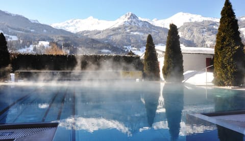 Property building, Day, Winter, On site, Swimming pool