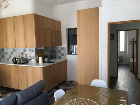 Marseille - hyper centre- Docks Joliette - maxi 8p Apartment in Marseille