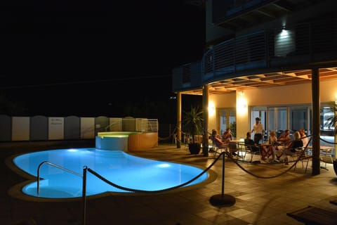 Pool view, Swimming pool