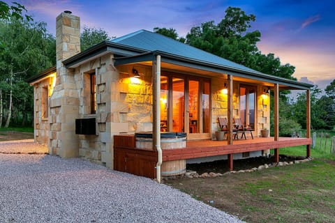 Property building, Patio, Facade/entrance