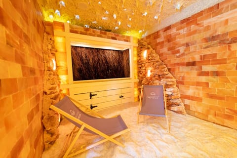 Sauna, Spa and wellness centre/facilities