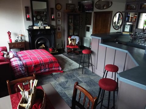 Herlihy's, Half-Way-House Wohnung in County Kerry