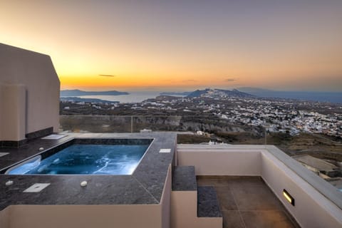 Santorini Soul Villas Chalet in Pyrgos Kallistis