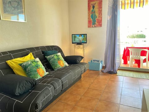 Studio au Lavandou, Proche Plage, Terrasse, Parking Privatif, 4 Couchages - FR-1-251-236 Apartment in Le Lavandou