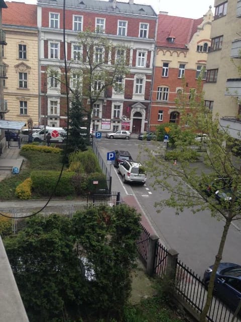 Cybulskiego Guest Rooms Bed and Breakfast in Krakow