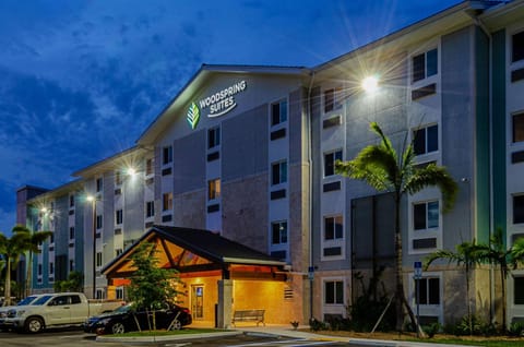 WoodSpring Suites Naples Hotel in Collier County