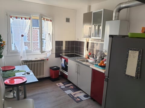 moulins gare Apartment in Moulins