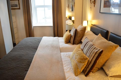 The Bakehouse Studio Suite Room Only Accommodation Bed and Breakfast in Seahouses