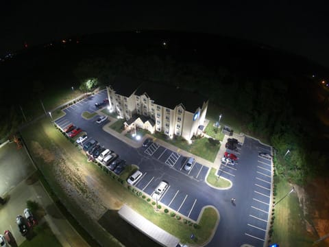 Microtel Inn & Suites by Wyndham Searcy Hotel in Searcy