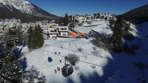 Property building, Bird's eye view