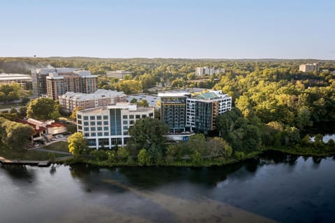 Merriweather Lakehouse Hotel, Autograph Collection Hotel in Ellicott City