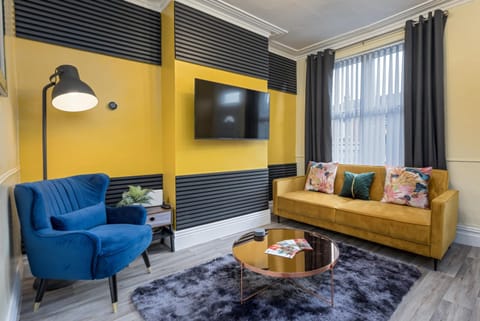 TV and multimedia, Living room, Seating area