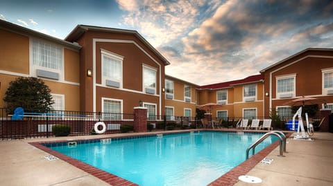 Best Western Sherwood Inn & Suites Hotel in Arkansas