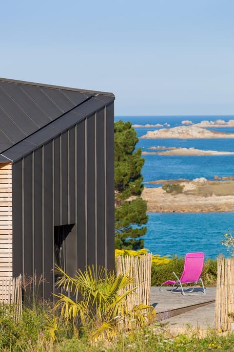 Off site, Fishing, Garden, Beach, Windsurfing, Hiking, Cycling, Garden view, Sea view, Family