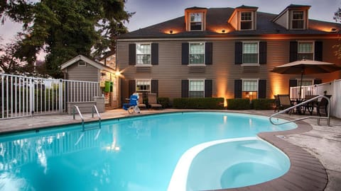 On site, Swimming pool
