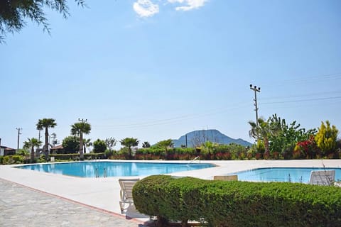 Garden view, Pool view