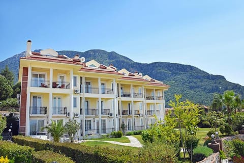 Patio, Summer, Garden, Mountain view