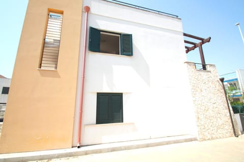 Auris Apartment in Baia Verde