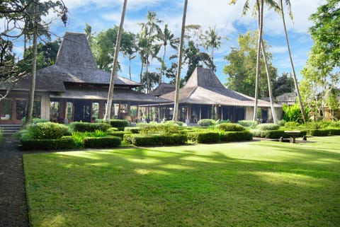 Inner courtyard view