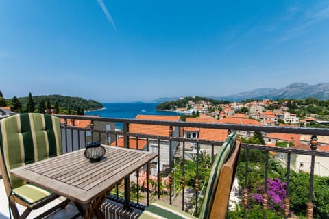 Balcony/Terrace, City view, Sea view