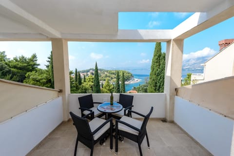 Balcony/Terrace, Seating area, Sea view