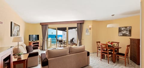 Macdonald Leila Playa Resort Apartment in Sitio de Calahonda