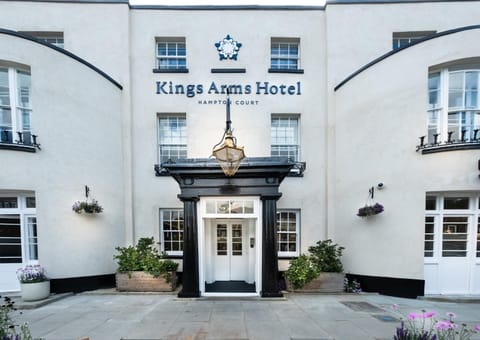 The Kings Arms Inn in Molesey