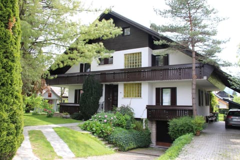 Property building, Facade/entrance, Garden, Street view