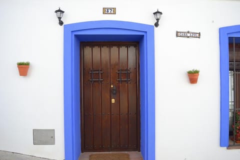 Casa Azul House in Sierra de las Nieves