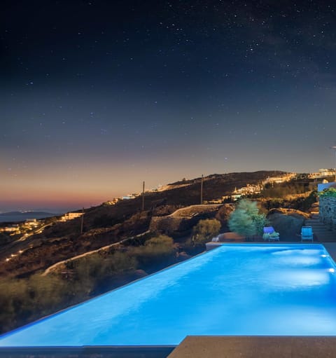 Luxury Suites Poseidon Condo in Agios Ioannis Diakoftis