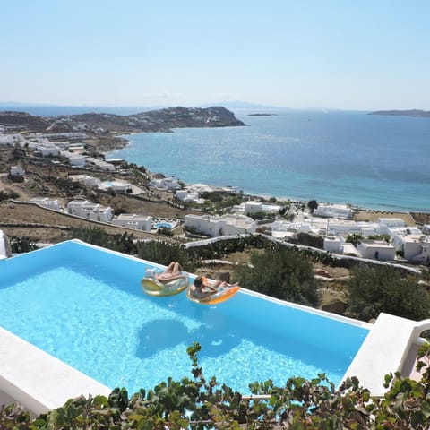 Luxury Suites Poseidon Condo in Agios Ioannis Diakoftis