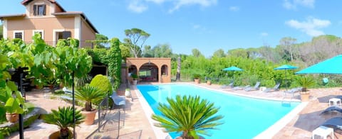 Pool view, Swimming pool