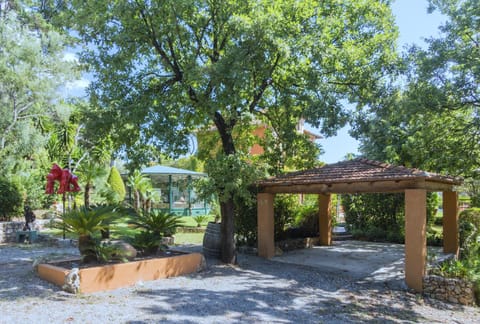 Property building, Garden, Garden view