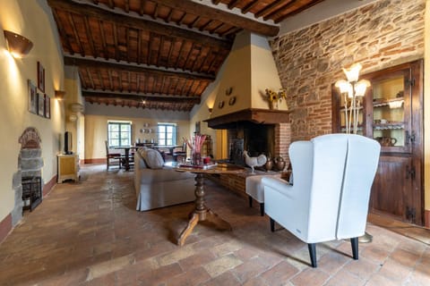 Pieve Marsina & Borgo Argenina Country House in Tuscany