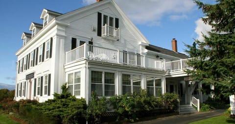 Youngtown Inn Bed and Breakfast in Lincolnville