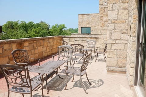 The Oread Lawrence, Tapestry Collection by Hilton Hotel in Lawrence
