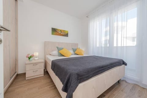 Dario 2. modern & luxury apartment with a pool Apartment in Novalja