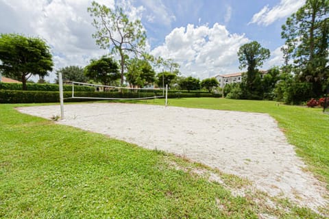 Briarwood-Tivoli Ct House in Collier County