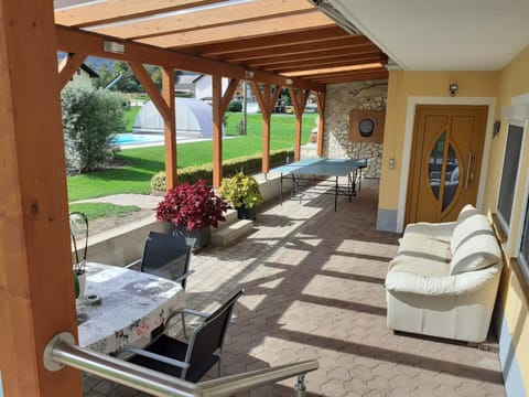 Balcony/Terrace, Seating area, Garden view