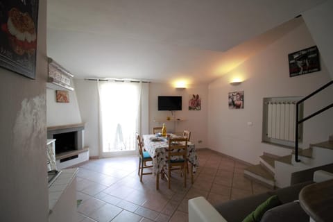 holidaycasa Romano - Vacanza nel cuore di Sperlonga Condo in Sperlonga