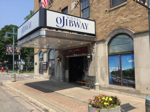 The Hotel Ojibway, Trademark Collection by Wyndham Hôtel in Sault Ste Marie