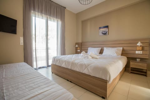Ilaeira rooms Apartment hotel in Argassi