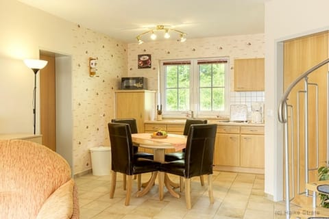 Am Deich 44 House in Zingst