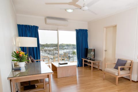 Cullen Bay Resorts Apartahotel in Darwin