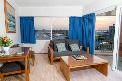 Cullen Bay Resorts Apartment hotel in Darwin